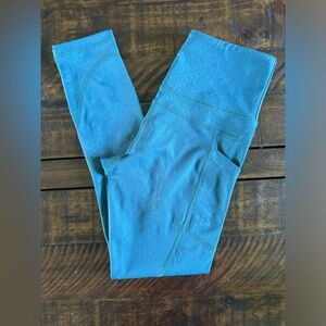 Zyia Leggings Womens sz 2 Floral Blue Roses 7/8 High Waisted Workout Gym